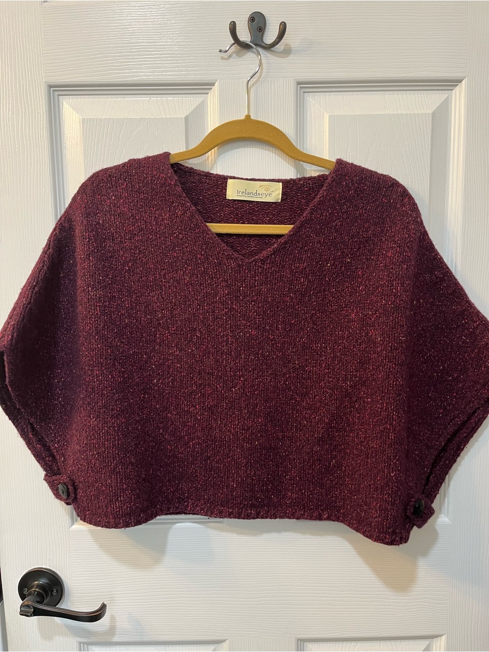 Irelands Eye Lambswool V-Neck Cropped Sweater - Burgundy/ Maroon. One Size.